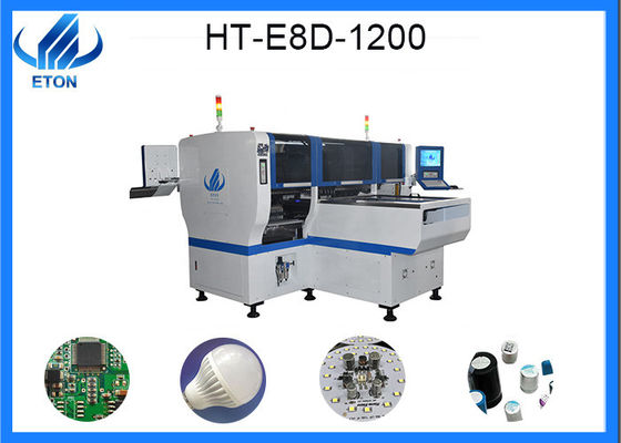 montando macchina per applicarsi per alimentare driver, bordo elettrico, lente, lampadina della base operazionale di dispersione, lampadina lineare, elettrodomestico