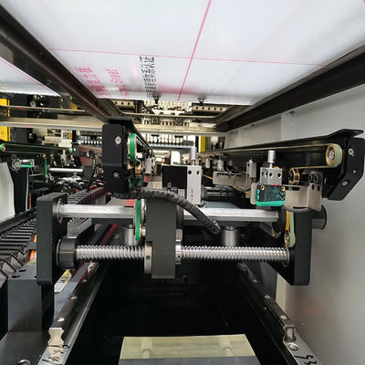 Operazione automatica LED Chip Mounter 90000CPH con 24 linee di produzione degli ugelli LED