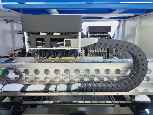 Scelta della doppia del modulo LED della lampadina lampadina della base operazionale di dispersione e macchina ad alta velocità del posto