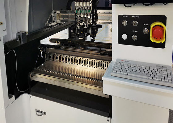 Scelta del PWB SMT di IC della lampadina del motore lineare di 4KW 40000 CPH e del servomotore LED e macchina del posto