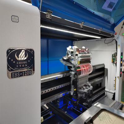 Lampadina/metropolitana/pannello/striscia LED che rende a macchina 45K CPH SMT la macchina automatica del posto e della scelta