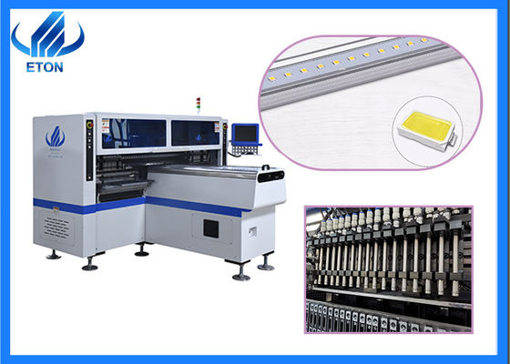 Linea di assemblaggio semiautomatica a LED 6kw 68 stazioni di alimentazione per luce tubolare da 1,2 m